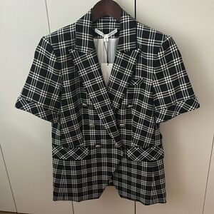 Gorgeous black/white Veronica Beard short-sleeve blazer